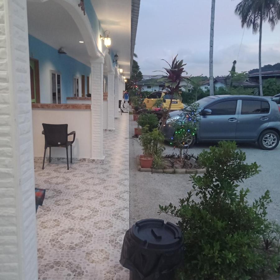 Mazza Nur Motel Pantai Cenang  Exterior photo