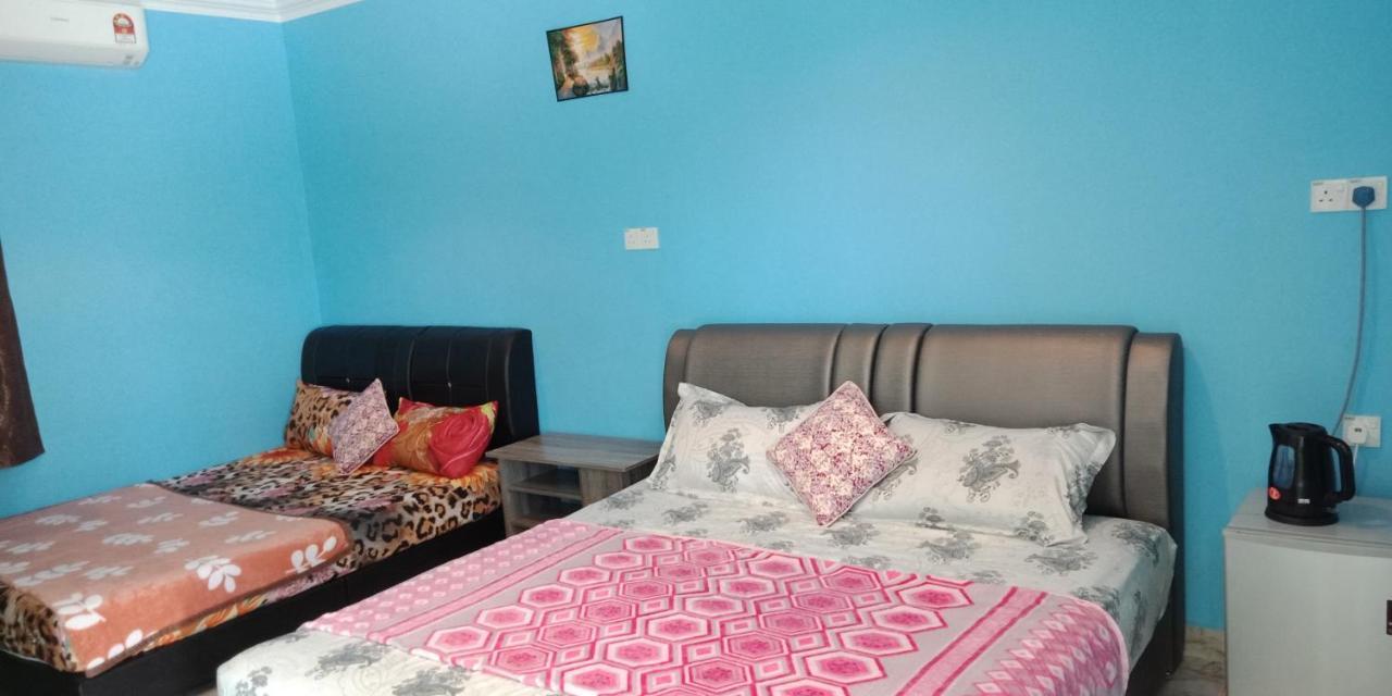 Mazza Nur Motel Pantai Cenang  Exterior photo